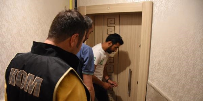 FETÖ'nün gaygubet evlerine operasyon: 5 kişi tutuklandı