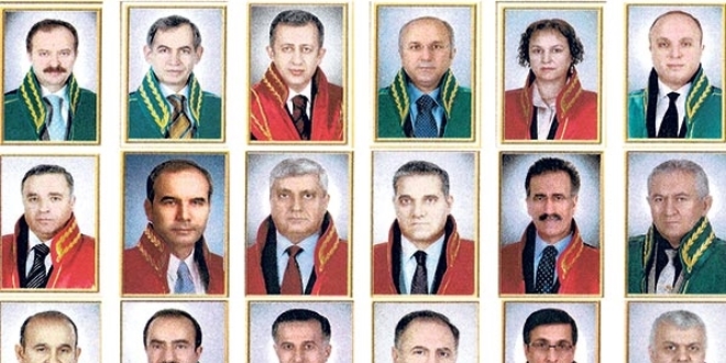 24 Yargıtay eski üyesi firarda
