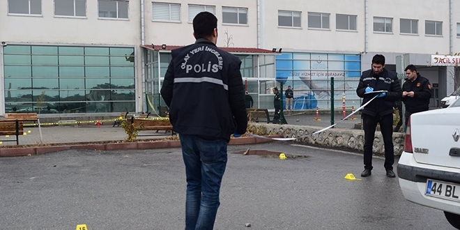 Hastane bahçesinde silahlı çatışma: 5 kişi gözaltında