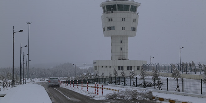 Kastamonu'da hava ulaşımına sis engeli