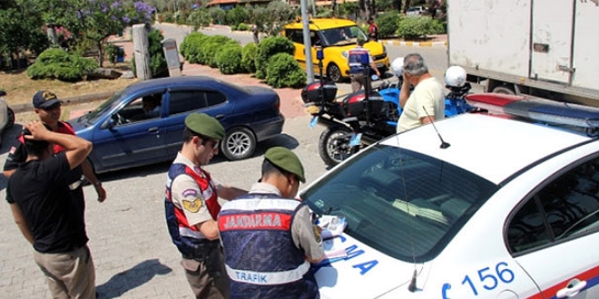 Jandarmanın trafik yetkilerine düzenleme
