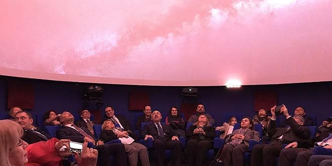Türkiye'nin ilk 4K çözünürlüklü planetaryumu açıldı