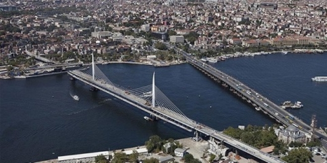 Atatürk Köprüsü bu gece trafiğe kapatılacak