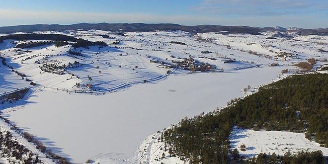 Karabük'te kar manzarası drone ile görüntülendi