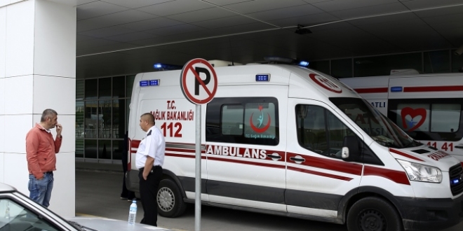 Elazığ'da zincirleme trafik kazası: 12 yaralı