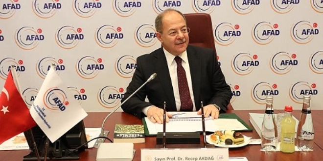Yeni hazırlanan Türkiye Deprem Haritası görüşülüyor