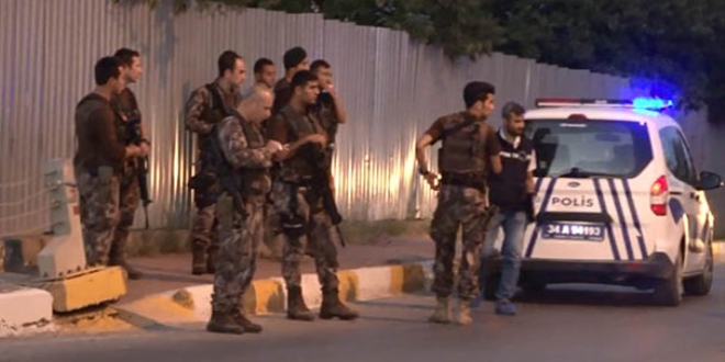 Polisle hırsız arasında çatışma çıktı: 1 polis yaralı