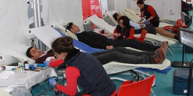 TÜRKÖK'te 272 bin gönüllü vericiye ulaşıldı