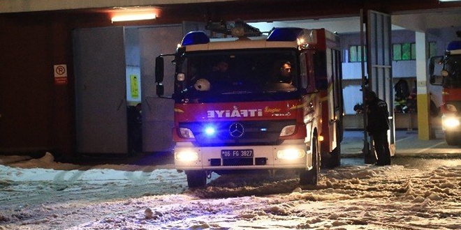İtfaiye erleri yeni yıla görev başında girdi
