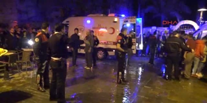 İstanbul'da alkollü sürücü dehşet saçtı: 3 yaralı