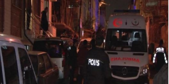İstanbul'da 2'si çocuk 3 kişinin cesedi bulundu