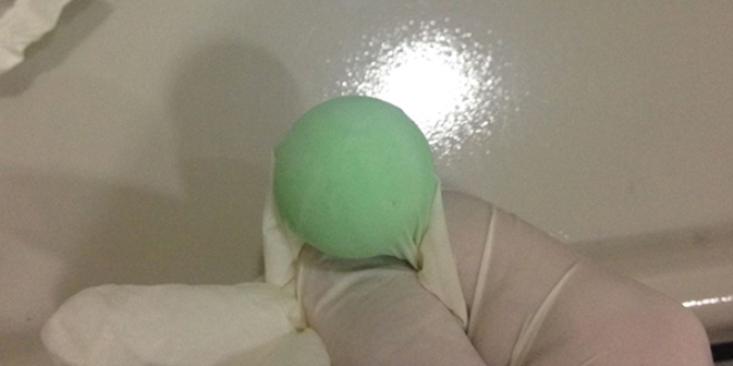 Boğazına plastik top kaçan bebek öldü