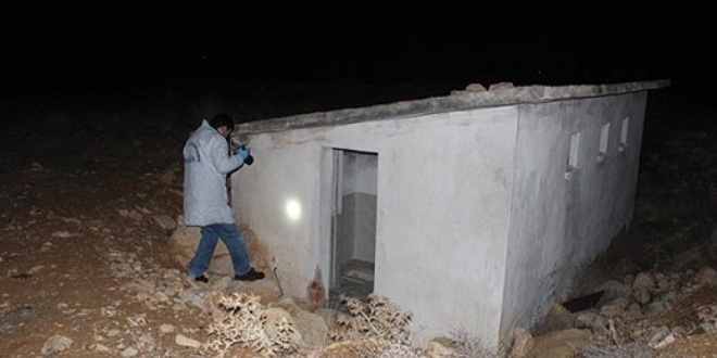 Domuz bağıyla bağlayıp boş binada bıraktılar