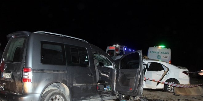Manisa'da katliam gibi kaza: 3 ölü, 2 ağır yaralı