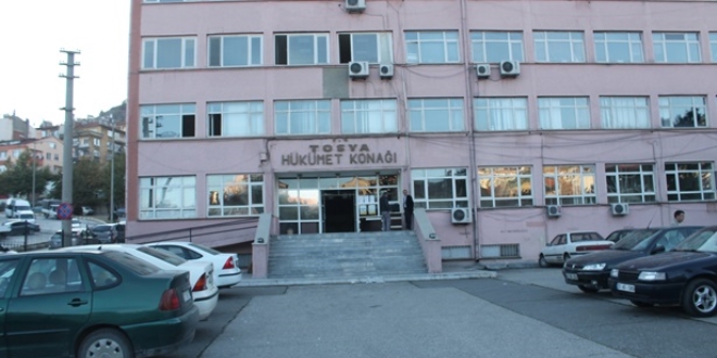Kaymakamlık işlerini belediyeye verdi kar etti