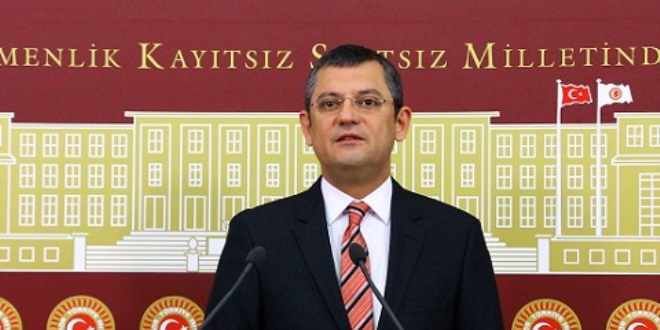 Bahçeli, MHP'nin kapısına 'tasfiye sürecindeyiz' diye asmış