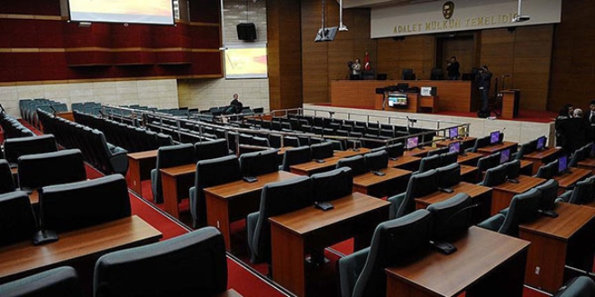 Subay adayları başlarındaki komutanı suçladı