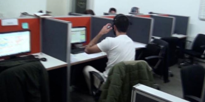 Sahte 'call center' ile binlerce lira dolandırdılar