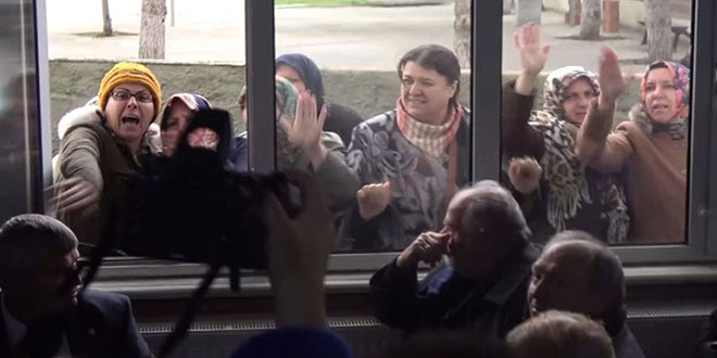 Köylüyü azarlayan bakanlık görevlisine tepki
