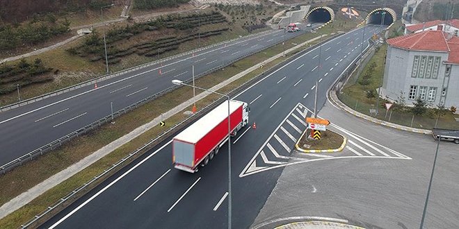 Bolu Dağı Tüneli'nden 7 milyondan fazla araç geçti