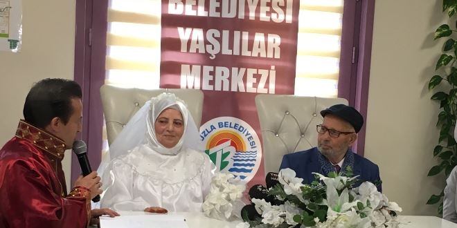 Damat 82, gelin 78 yaşında nikah tazeledi