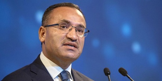 Bozdağ: AYM'nin beraat kararı verme hak ve yetkisi yoktur