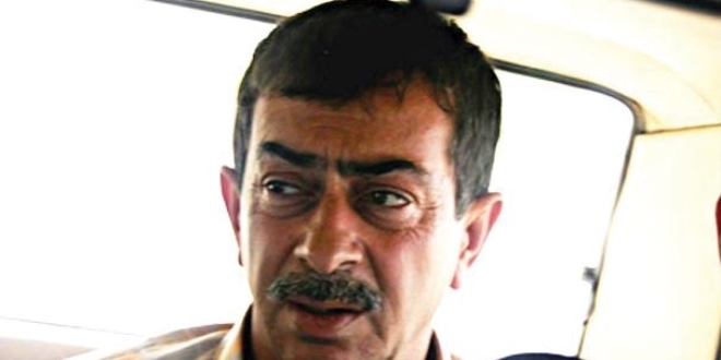 Usta oyuncu Turan Özdemir hayatını kaybetti