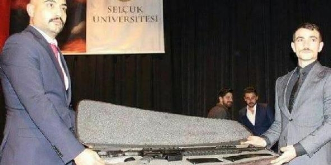 Selçuk Üniversitesi'nden hediye silah açıklaması