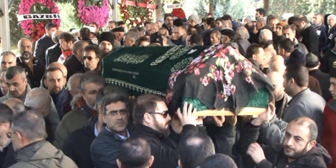 Üniversiteli Hazal son yolculuğuna uğurlandı