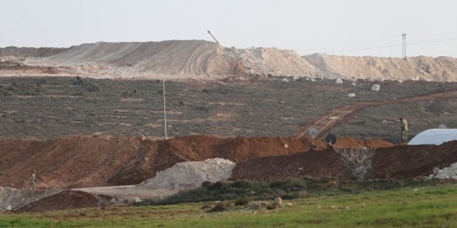 Afrin hattındaki muhaliflerin elleri tetikte