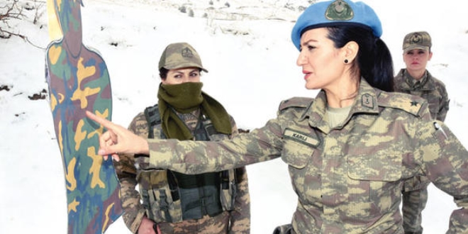 Ejderler'in başında kadın teğmen