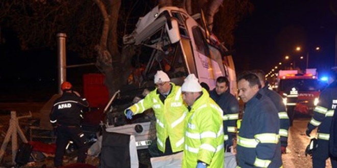 Eskişehir'deki otobüs kazası ile ilgili 2 sürücü adliyeye sevk edildi