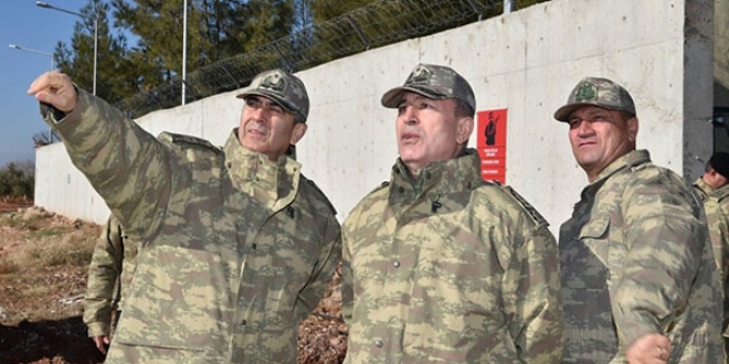 Orgeneral Hulusi Akar, Suriye sınırında