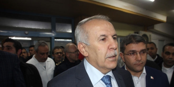 Hatay Valisi: 4'ü ağır, 37 yaralımız var