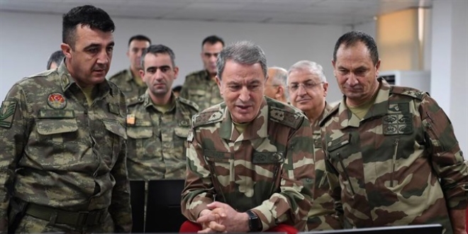 F-16 pilotlarına Akar'ın ilk mesajı