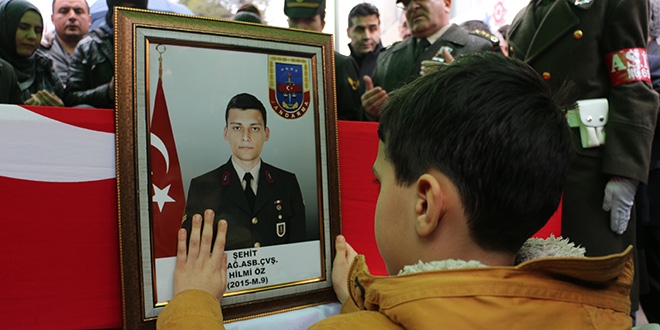 Şehit Astsubay Öz, Denizli'de defnedildi