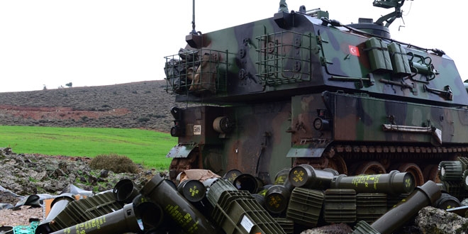 Türk tankları 'zırh delici' toplarla vuruyor