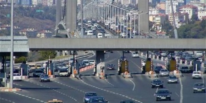 Köprü ve otoyollardan bir yılda 1,5 milyar lira gelir elde edildi