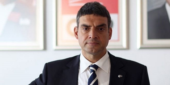 Umut Oran'dan SE'ye tepki istifası