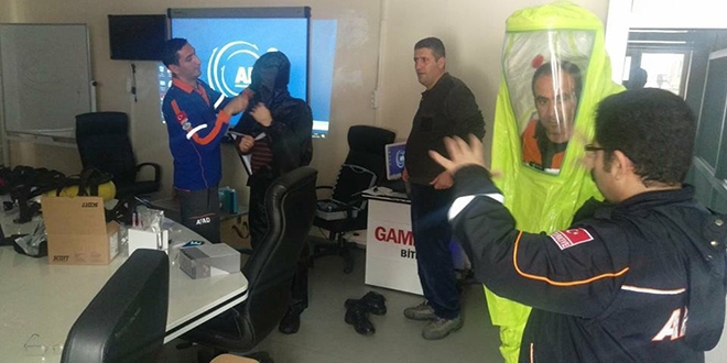 Bitlis, arama kurtarma personeli KBRN eğitimi aldı