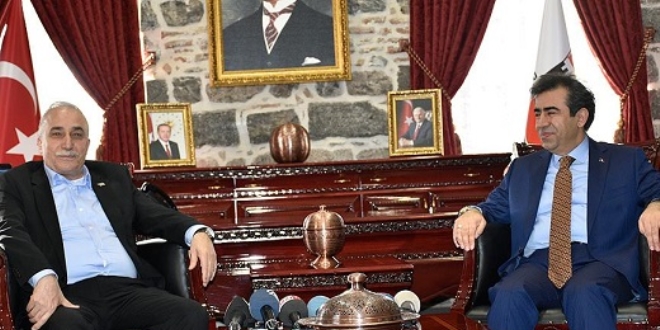 'Topraklarımıza göz diken insanların paçavralarını başlarına çarpacağız'