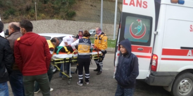 Sinop'ta trafik kazaları: 10 yaralı