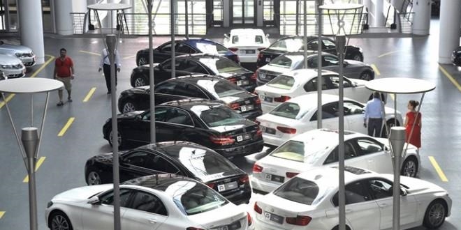 Otomotiv satışlarını, kur artışı ve söylentiler vurdu!