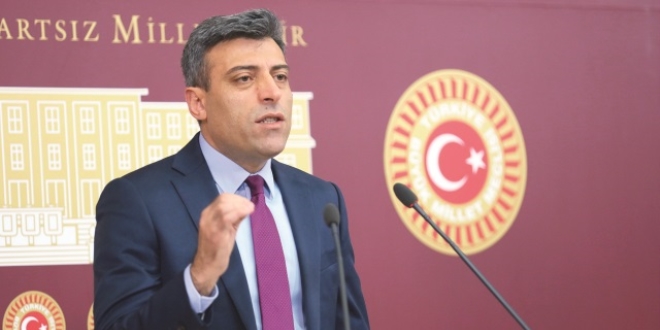 CHP'li Öztürk darbeden 3 ay önce CIA ile görüşmüş