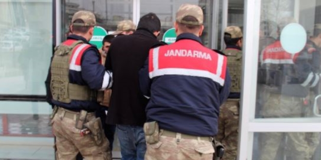 Elazığ'da terör propagandası yapan er tutuklandı