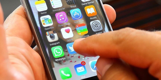 'Gençler günde 196 dakika telefon kullanıyor'