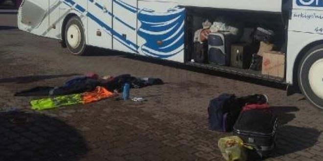 Otobüsteki yolcunun valizinden bakın ne çıktı?