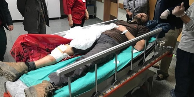 AA muhabiri Özer, Afrin'deki roket saldırısında yaralandı