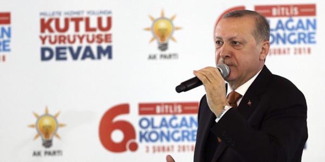 'Ülkemiz içinden birileri adeta bizimle savaşıyor'