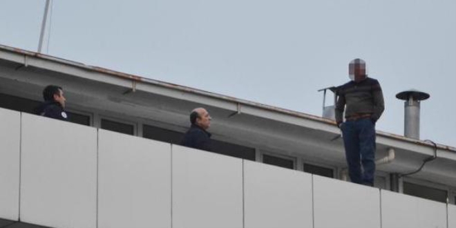 İntihar etmek isteyen imam ikna edildi
